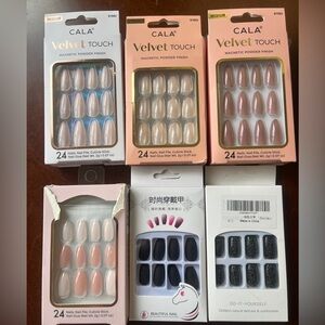 Six Sets of Glue On/Articial Nails